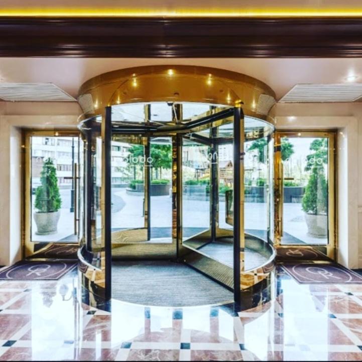Vip 2 Rooms 75M2 Center Of Obolon Near River Side Kijev Kültér fotó