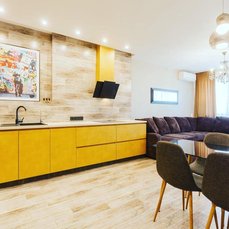 Vip 2 Rooms 75M2 Center Of Obolon Near River Side Kijev Kültér fotó